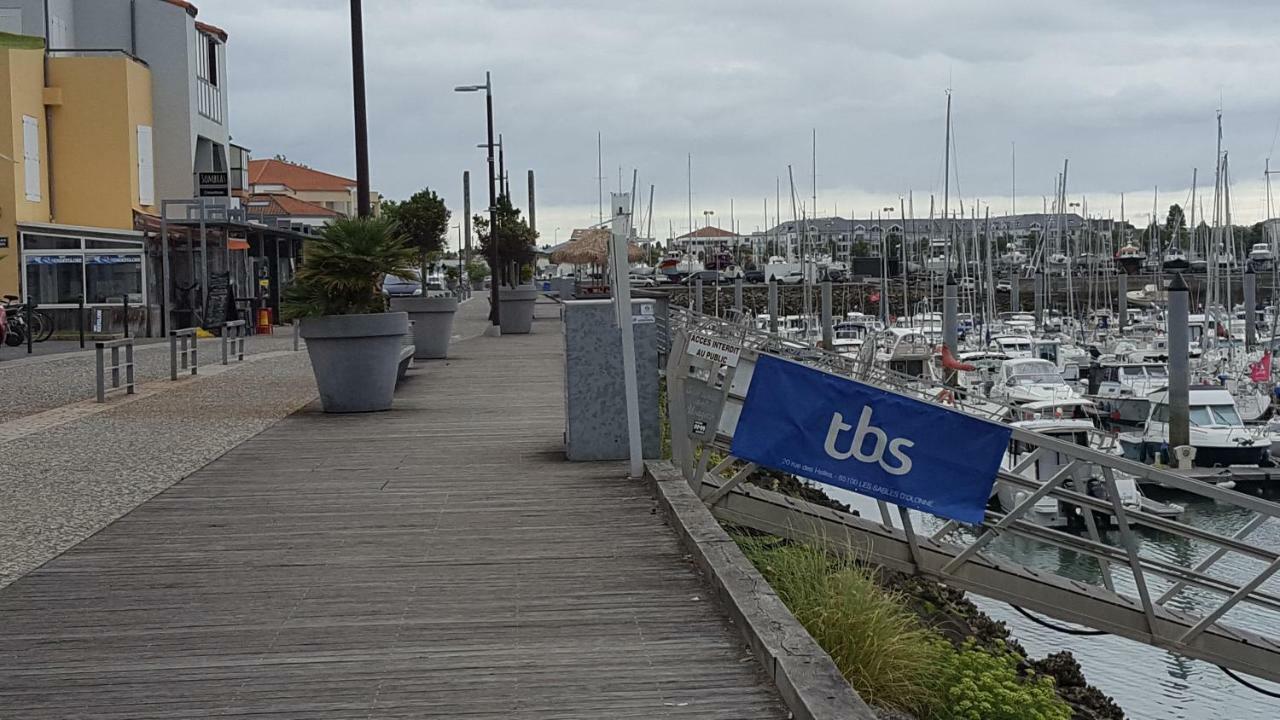 Port De Plaisance